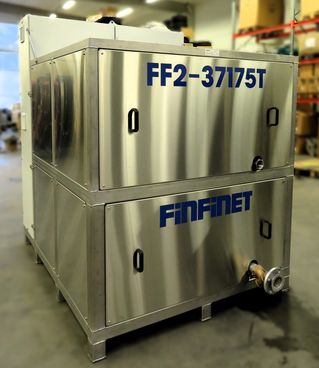 Finfinet Oy on korkeapainevesiratkaisujen  luotettu kumppani teollisuuden asiakkaille