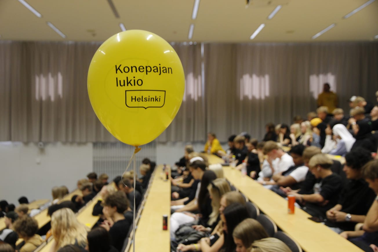 Lukiolaiset työelämään kiinni jo opiskeluaikana, kokemukset lupaavia