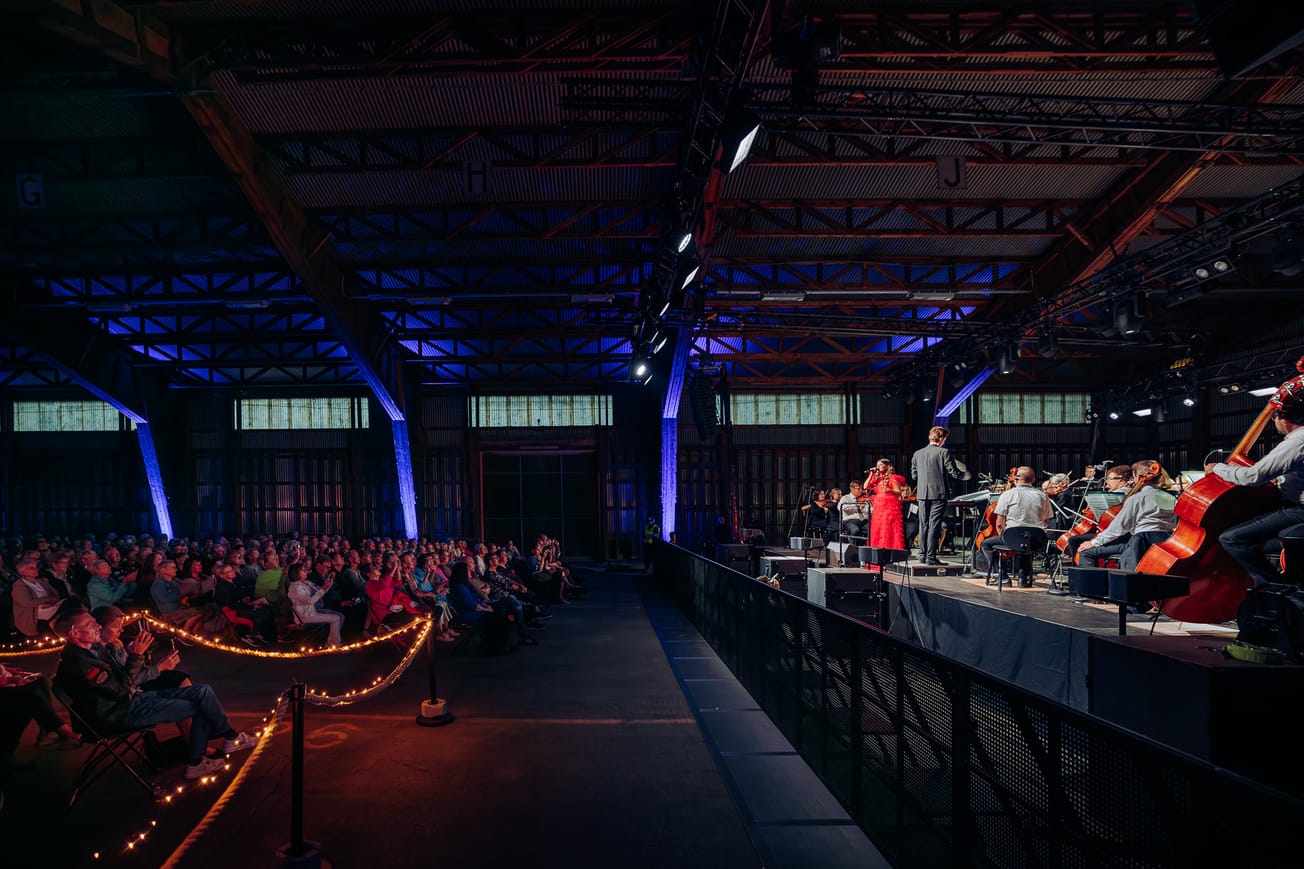 Lohjan kaupunginorkesterin ohjelmisto rikkoo tyylilajien rajoja