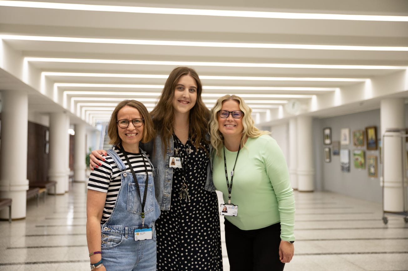 Soitessa töitä tehdään innolla, hyvällä huumorilla ja heittäytyen